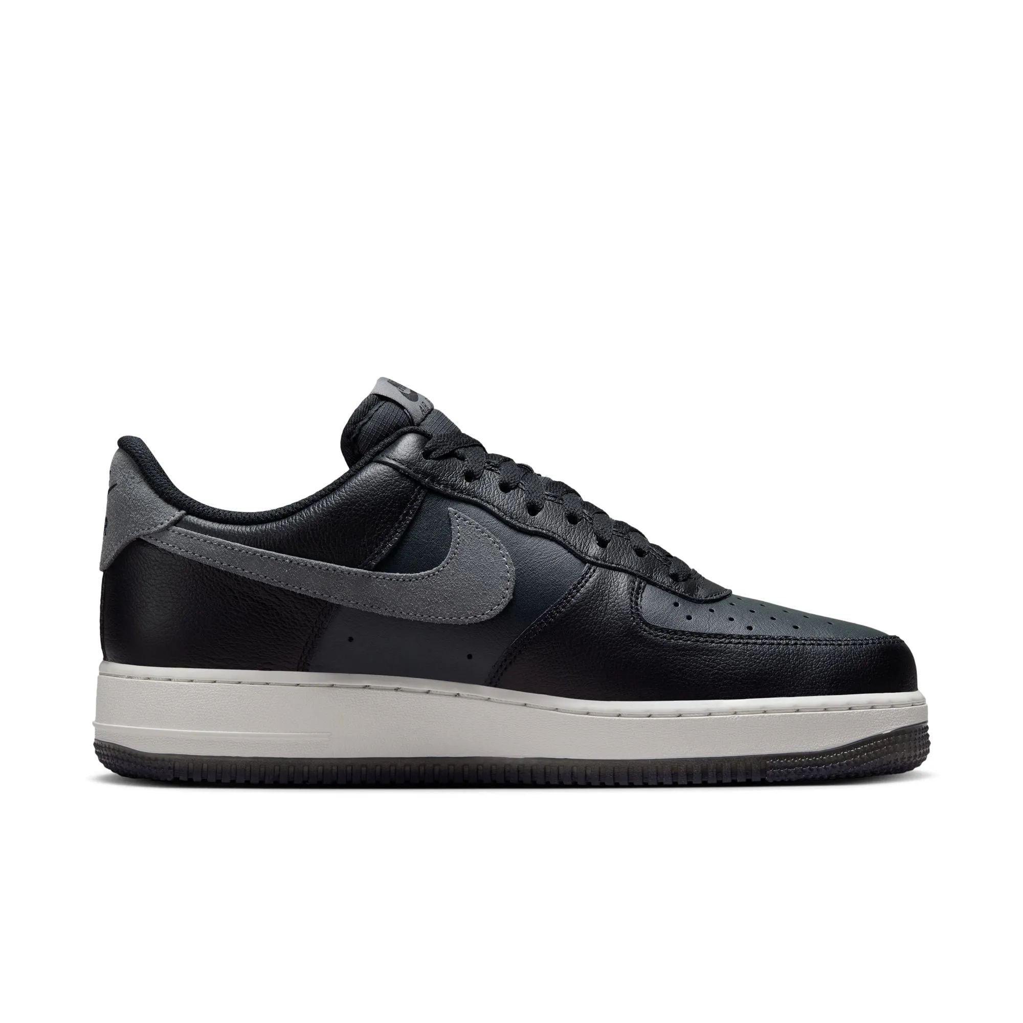 Nike Air Force 1 '07 LV8 Low Smoke Grey